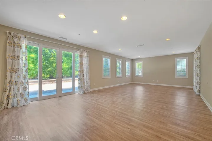1049 Newhall, Brea, California 92821