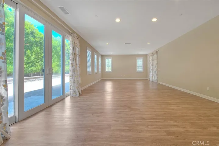 1049 Newhall, Brea, California 92821