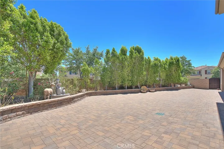 1049 Newhall, Brea, California 92821