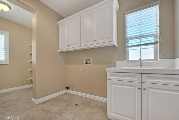 1049 Newhall, Brea, California 92821