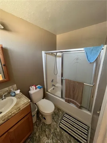 8994 Lime Court, Fontana, California 92335