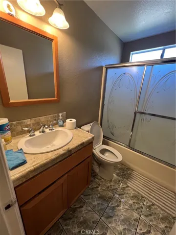 8994 Lime Court, Fontana, California 92335