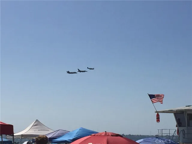 Catch the excitement of the Huntington Beach Pacific Airshow!