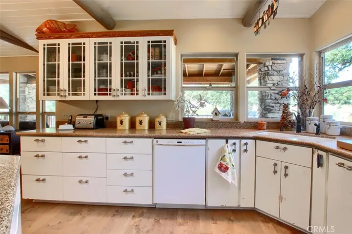 41210 Highway 49, Oakhurst, California 93644