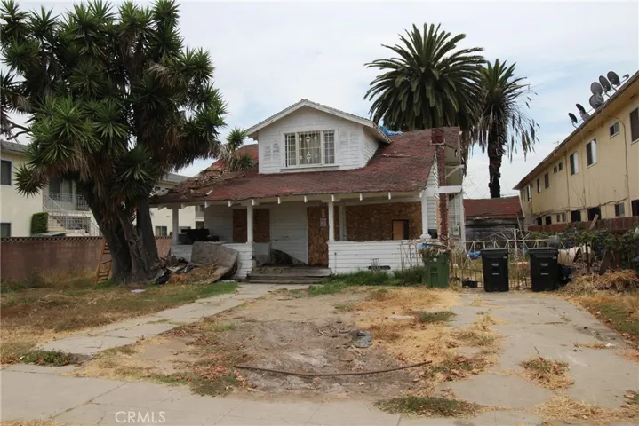 6018 Brynhurst Avenue, Los Angeles, California 90043