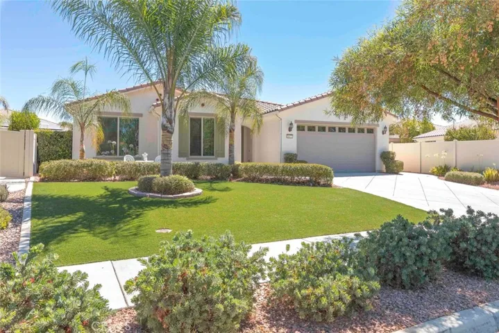1672 Paseo Diamante, Hemet, California 92545