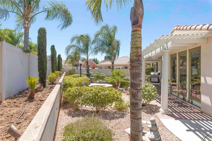 1672 Paseo Diamante, Hemet, California 92545