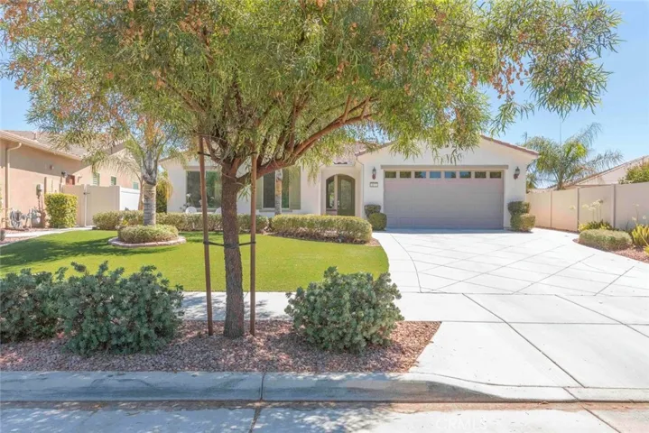 1672 Paseo Diamante, Hemet, California 92545