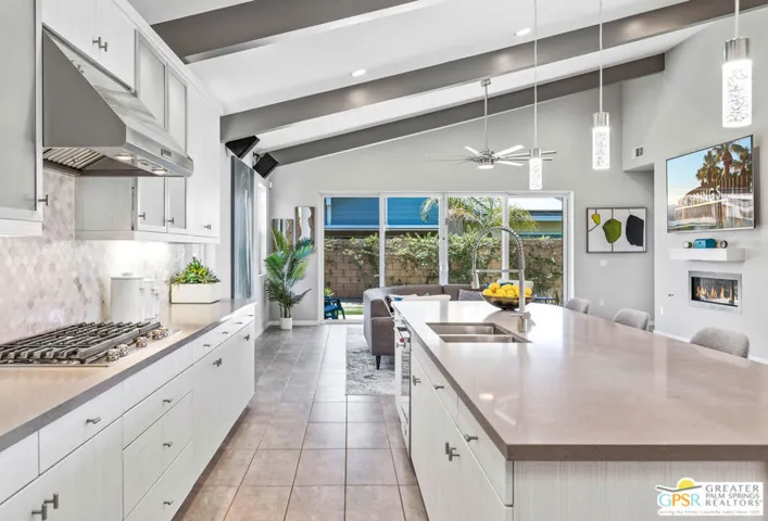 4400 Nouvel Court, Palm Springs, California 92262