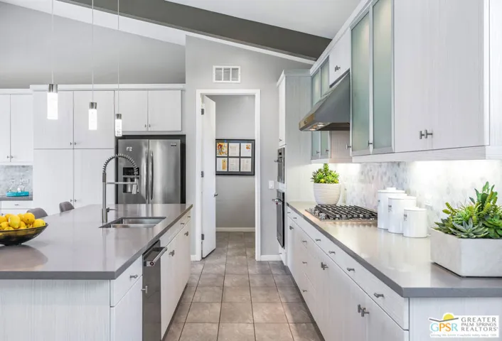 4400 Nouvel Court, Palm Springs, California 92262