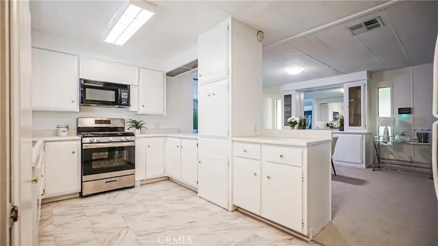 25138 Avenida Valencia, Homeland, California 92548