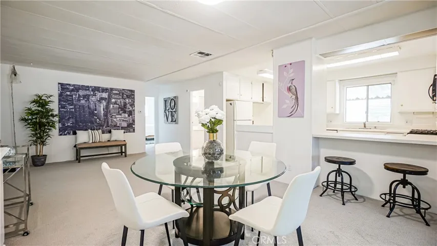 25138 Avenida Valencia, Homeland, California 92548