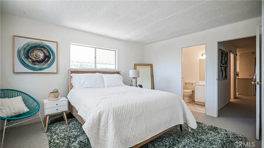 25138 Avenida Valencia, Homeland, California 92548