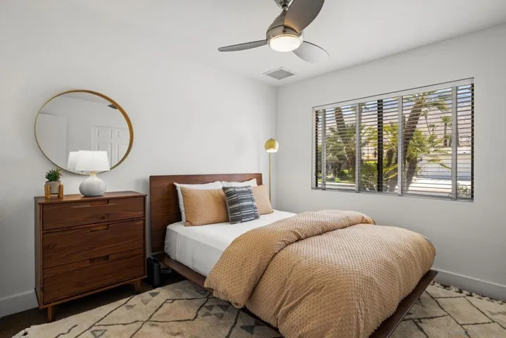 544 N Tercero Circle, Palm Springs, California 92262