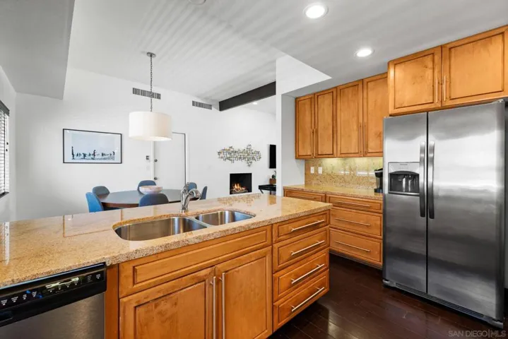 544 N Tercero Circle, Palm Springs, California 92262