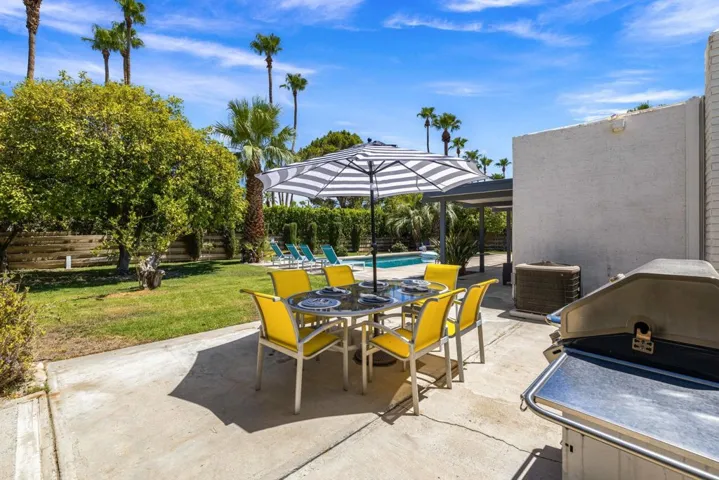 544 N Tercero Circle, Palm Springs, California 92262