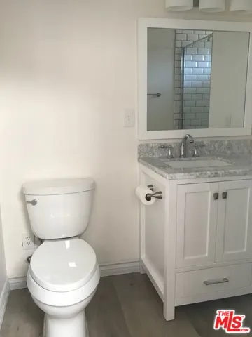 1079 Glenhaven Drive Unit 1, Pacific Palisades, California 90272