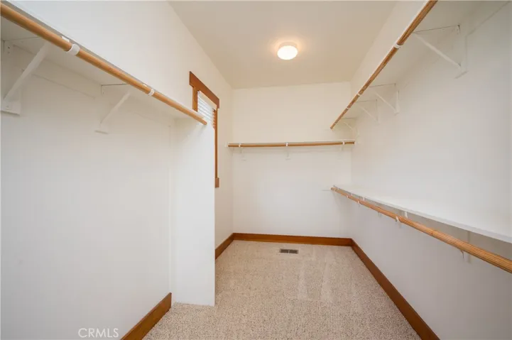 Walk-in Primary Closet- Extra Large