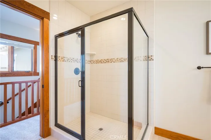 Bathroom 3- Upstairs