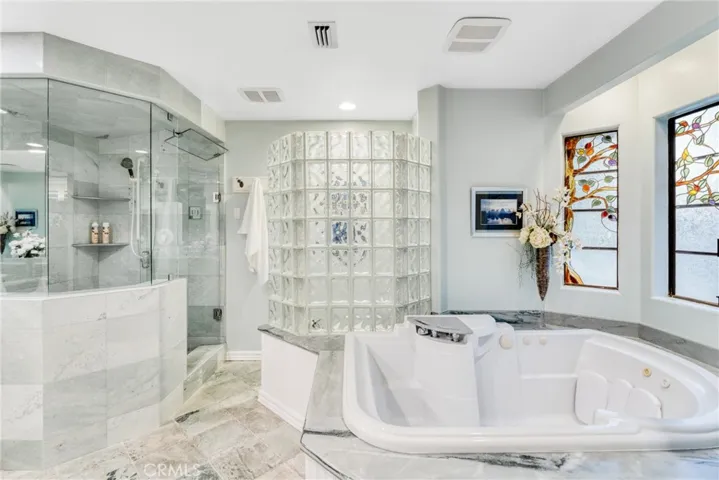 25013 Highspring Avenue, Newhall, California 91321