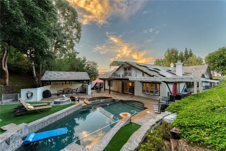 25013 Highspring Avenue, Newhall, California 91321