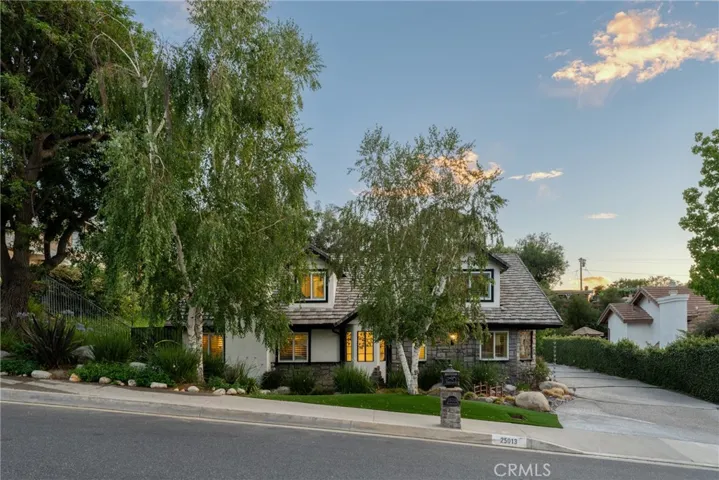 25013 Highspring Avenue, Newhall, California 91321