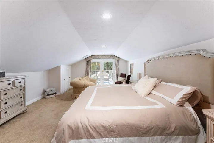 25013 Highspring Avenue, Newhall, California 91321