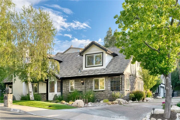 25013 Highspring Avenue, Newhall, California 91321
