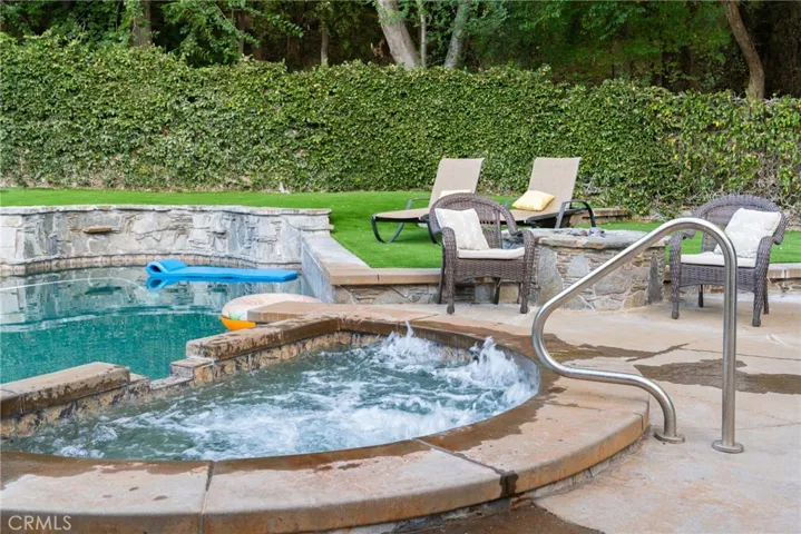 25013 Highspring Avenue, Newhall, California 91321