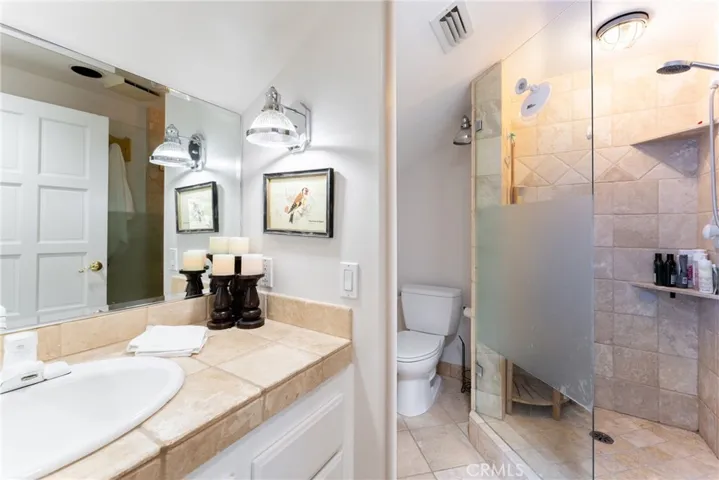 25013 Highspring Avenue, Newhall, California 91321