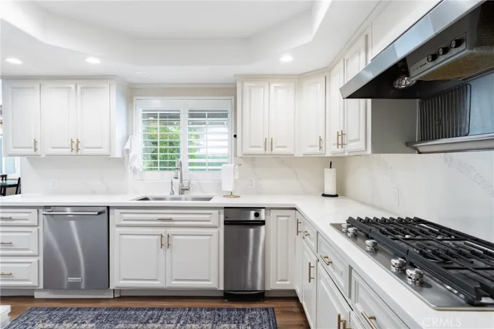 25013 Highspring Avenue, Newhall, California 91321