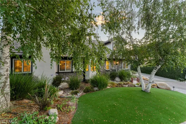 25013 Highspring Avenue, Newhall, California 91321