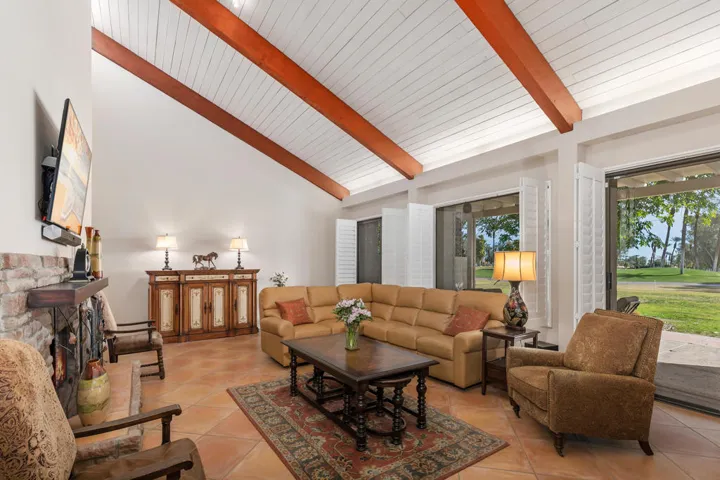 12_11006992_157624_157624-EI-112