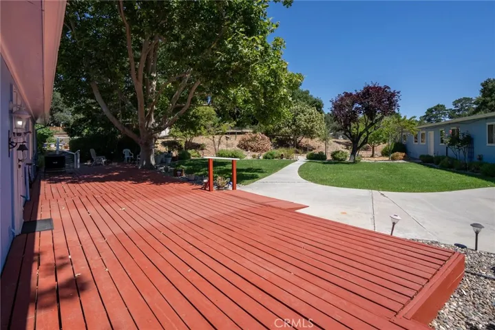 Ideal spot to relax and enjoy your gorgeous backyard.