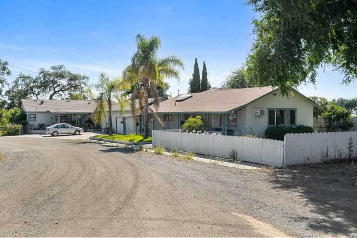 3665 Pacheco Pass Highway, Gilroy, California 95020