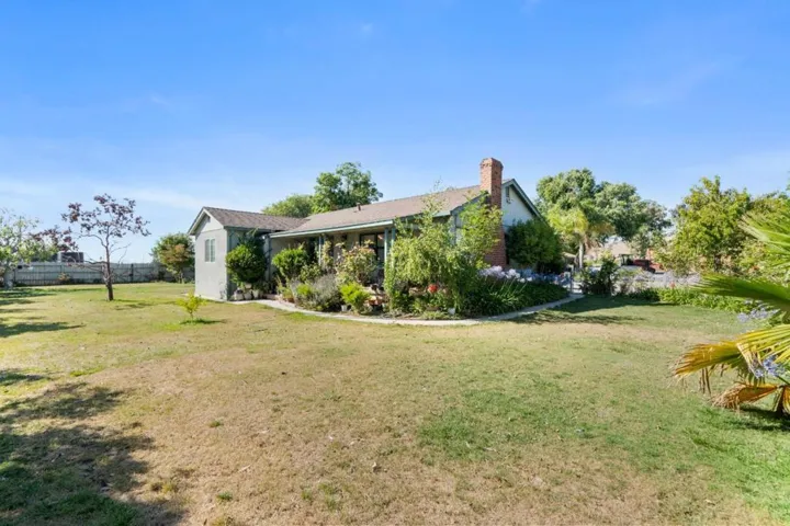 3665 Pacheco Pass Highway, Gilroy, California 95020