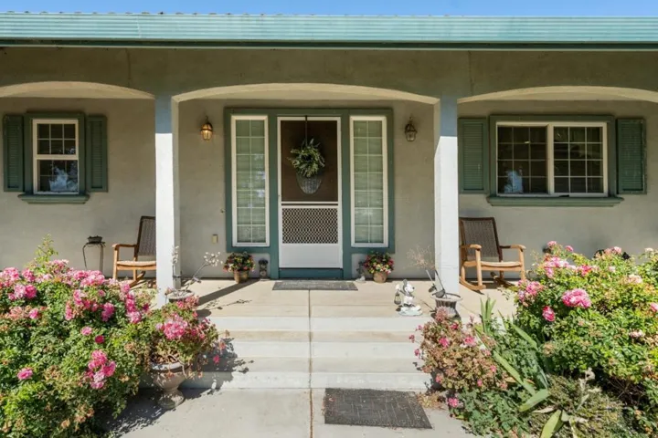 3665 Pacheco Pass Highway, Gilroy, California 95020