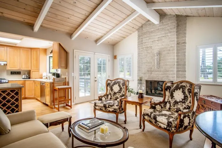 1 Stratford Place, Monterey, California 93940