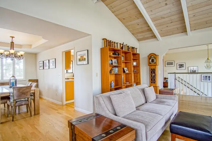 1 Stratford Place, Monterey, California 93940