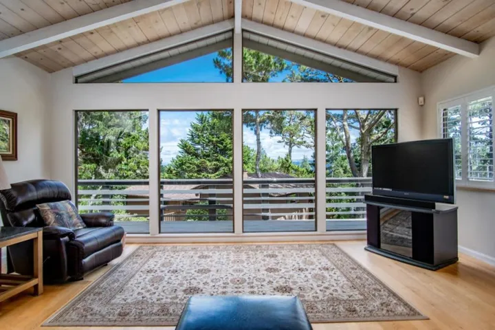 1 Stratford Place, Monterey, California 93940
