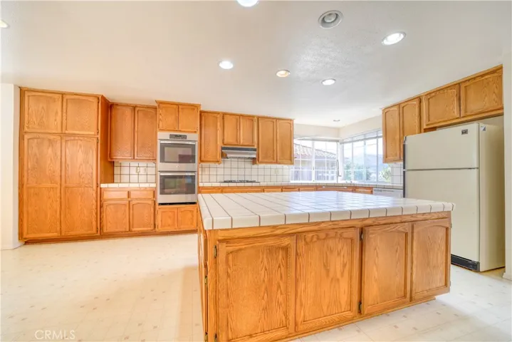 388 Montrose, San Luis Obispo, California 93405