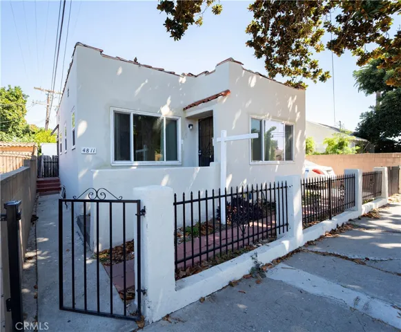 4811 Ferndale Street, Los Angeles, California 90016