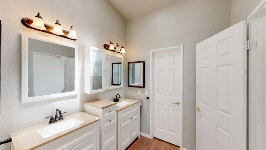 30370-Travis-Ave-Cathedral-City-CA-92234
