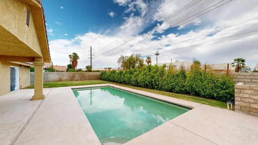 30370-Travis-Ave-Cathedral-City-CA-92234
