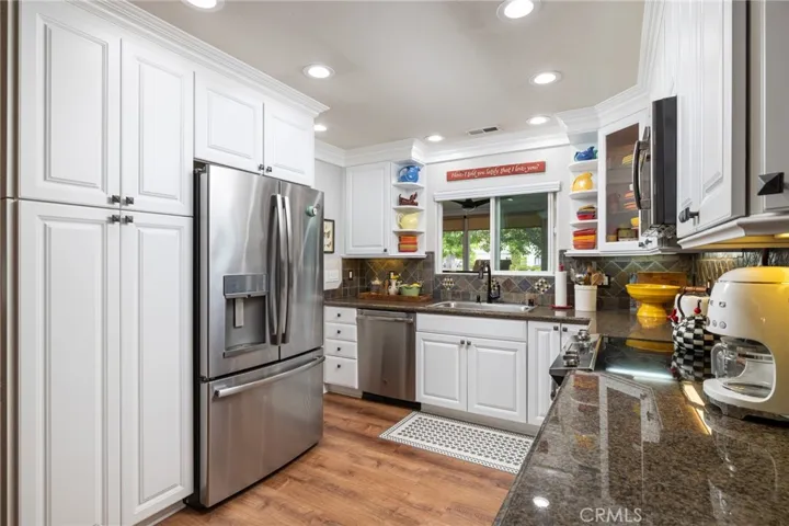 2155 Via Mariposa E Unit B, Laguna Woods, California 92653