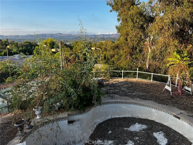 5124 E Crescent Drive, Anaheim Hills, California 92807