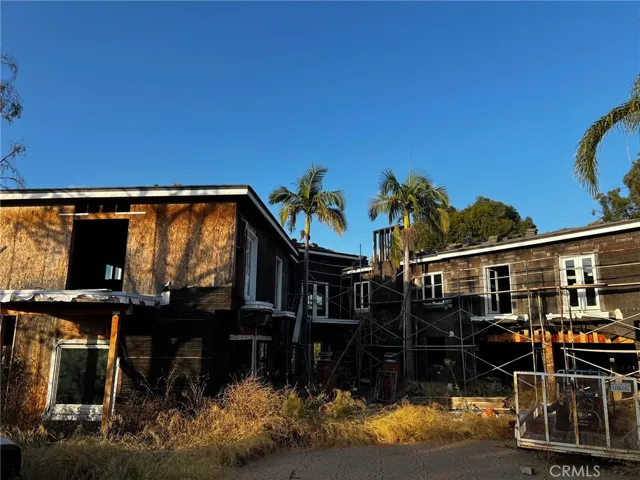 5124 E Crescent Drive, Anaheim Hills, California 92807