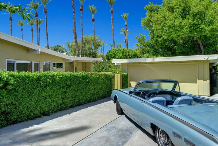 CAR ANGLED TO GARAGE MLS