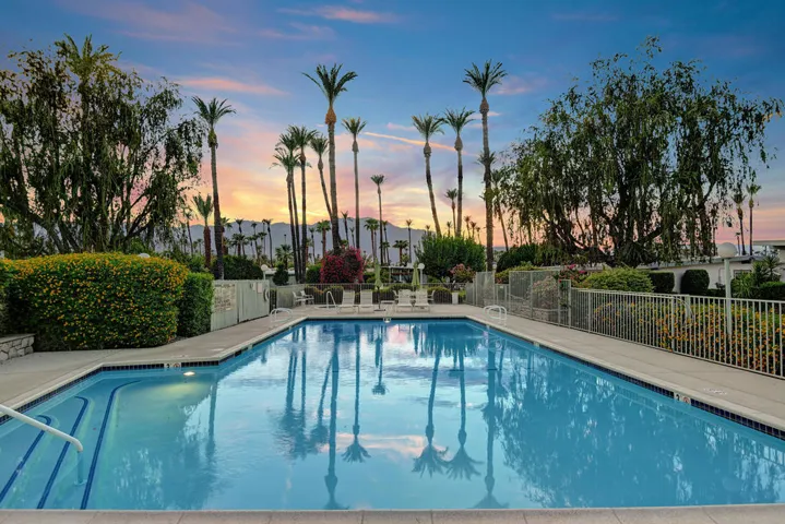 SUNSET POOL.jpg mls