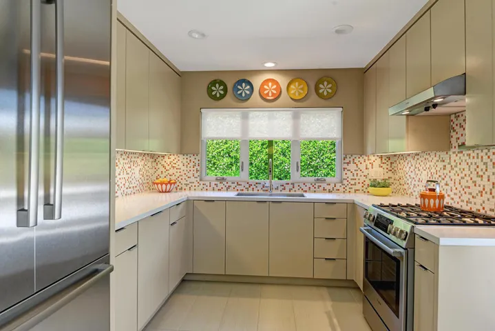 KITCHEN MLS